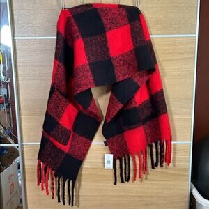 NWT Steve Madden Red Buffalo Plaid Muffler Scarf w/ hand pockets M01030